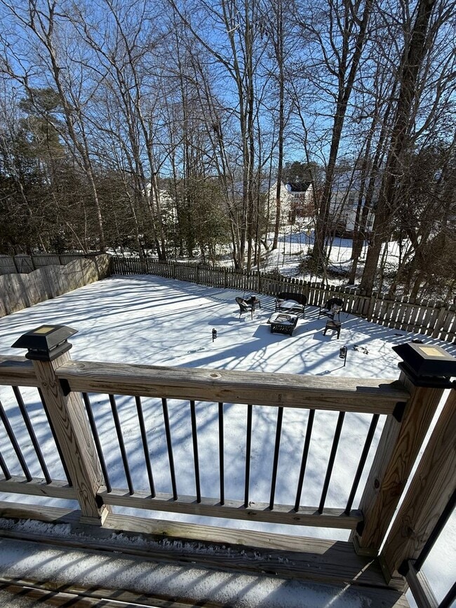 Building Photo - Large 4 Bedroom Home in Glen Allen