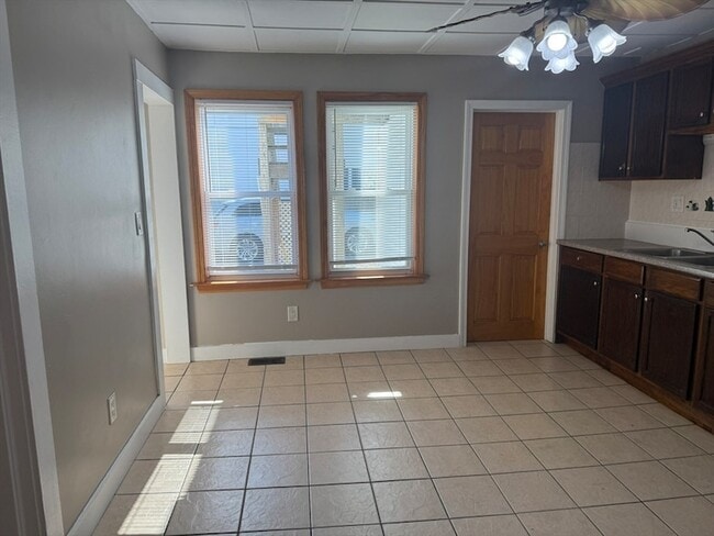 Building Photo - 406-408-408 Court St