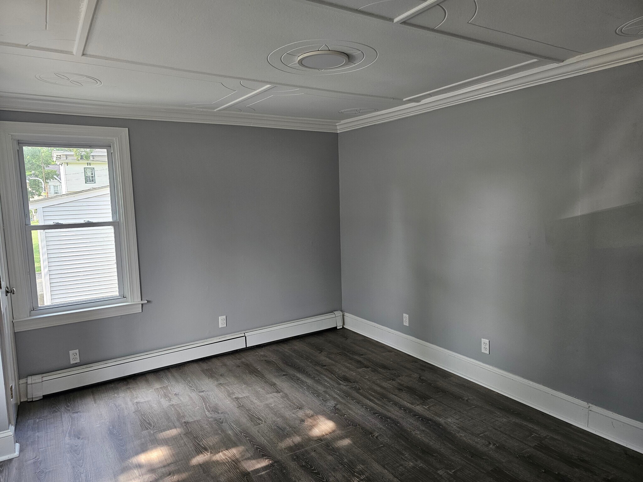 Building Photo - 53 Grove St