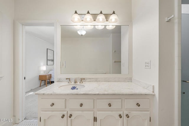 Building Photo - 531 N Twin Palms Dr
