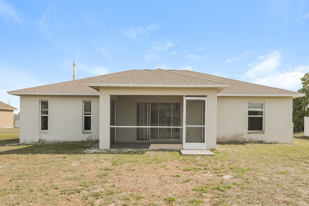Building Photo - 845 SW 37th Ln