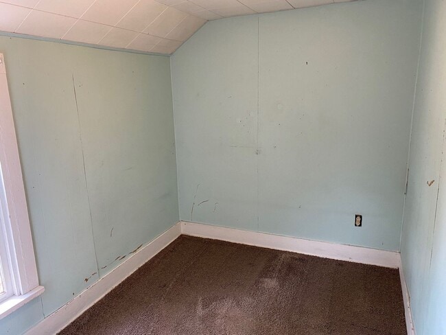 Building Photo - 3 Bed 1 Bath Single Family Home in Wausau ...