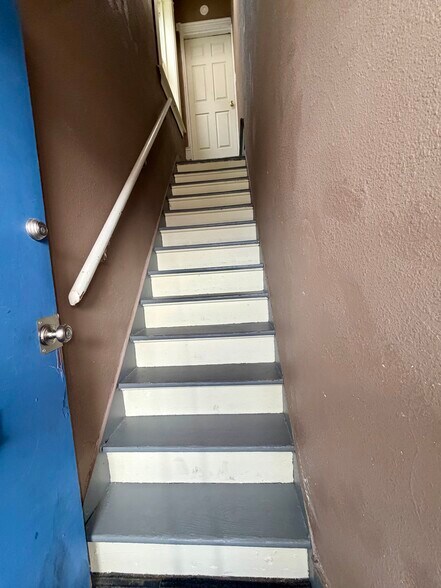 Front Steps - 2736 59th St