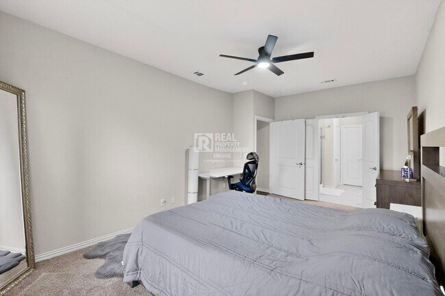 Building Photo - Allen Rental in Cottonwood Creek w/ Theater and Pool Access