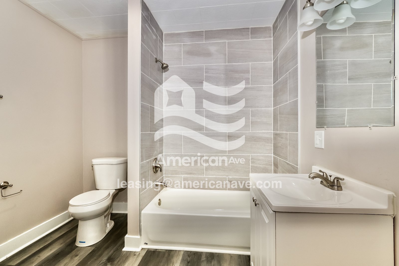 Building Photo - 1038 Lincoln Ave