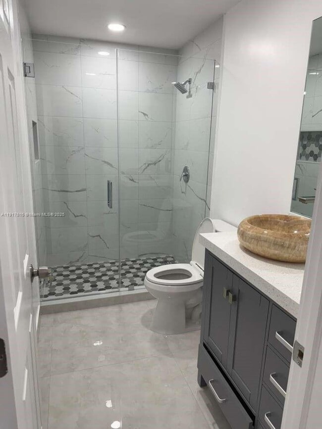 Building Photo - 7781 Simms St