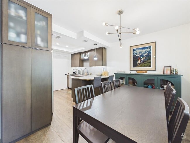 Building Photo - 12600 Esplanade St