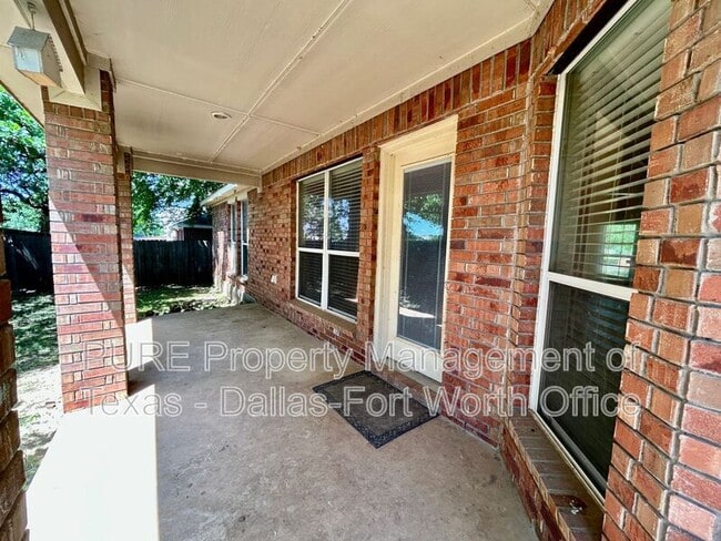 Building Photo - 629 Madeline Ct
