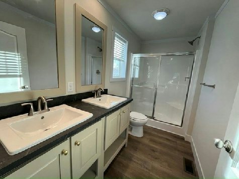 Building Photo - 388 Sterling Dr