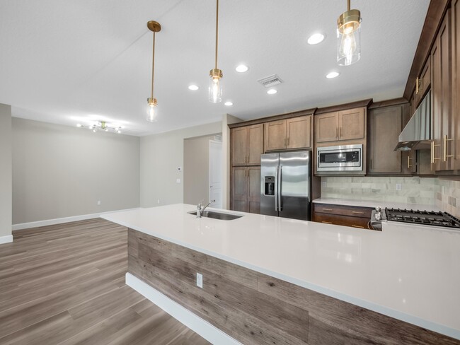 Building Photo - 13509 SW Oceanus Blvd