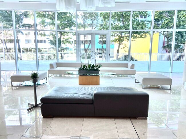 Building Photo - 2101 BRICKELL Ave
