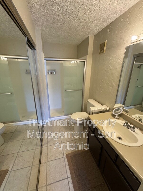 Building Photo - 4119 Castlewood