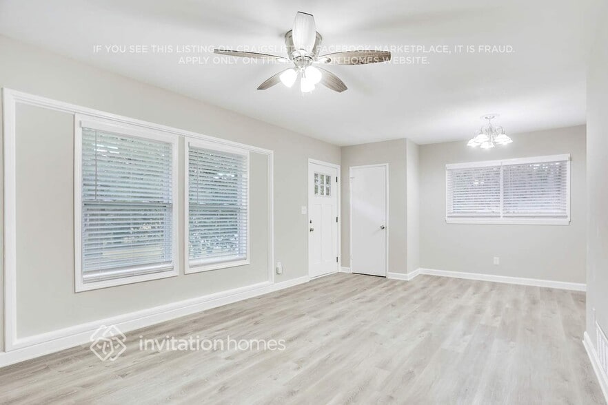 Building Photo - 2701 Connally Dr