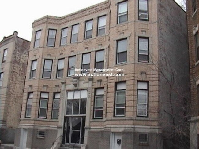 Building Photo - 199 Strathmore Rd