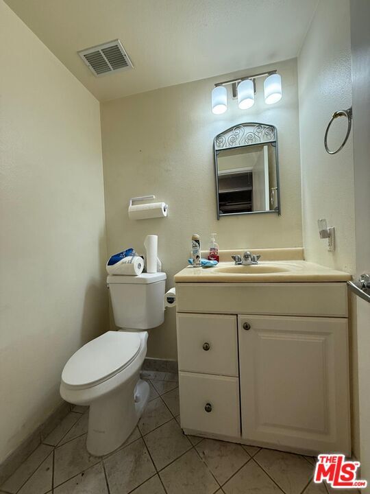 Building Photo - 7311 Kester Ave