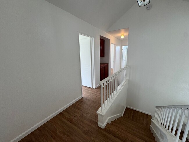 Building Photo - 1423 Portofino Dr
