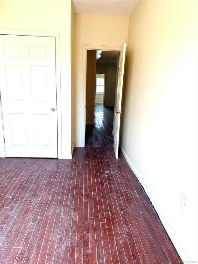 Building Photo - 145-54 107th Ave