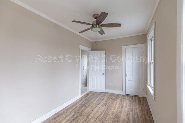 Building Photo - 314 Norwich Ave