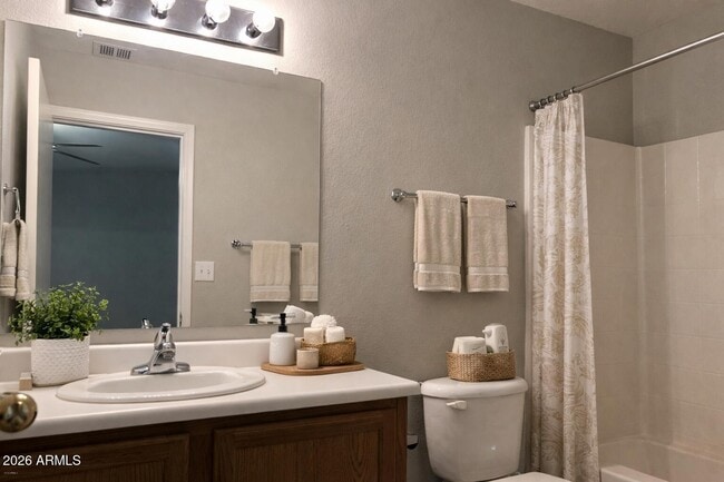 Building Photo - 125 S 56th St