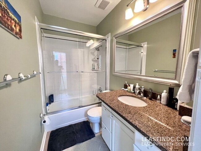 Building Photo - 1725 P St NW