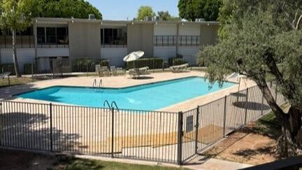 Building Photo - 6125 E Indian School Rd