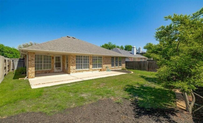Building Photo - 10133 Cassandra Dr