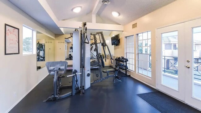 Building Photo - 23516 Magic Mountain Pkwy