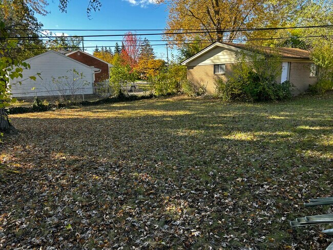 Building Photo - 1641 Fairview Ave