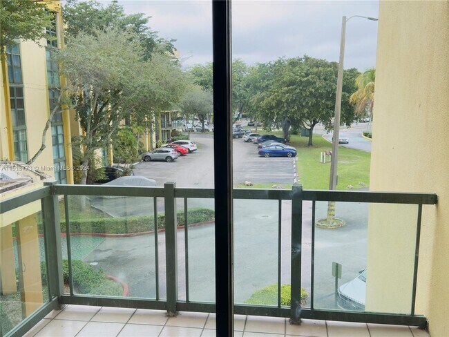 Building Photo - 11780 SW 18th St