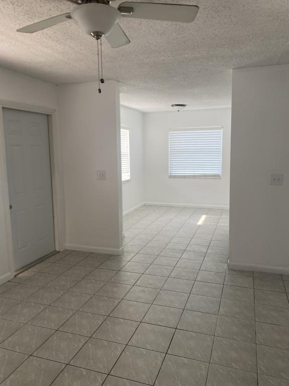 Building Photo - 728 Michigan Ct