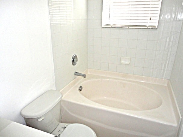 Building Photo - 6821 Aramon Ct