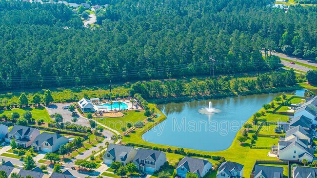 Building Photo - 201 Bigleaf Ct