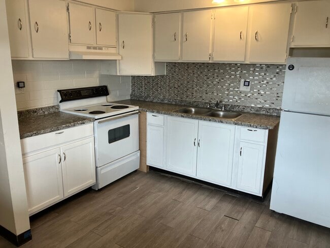 Large Kitchens, lots of Storage - Villa Granada Apartments