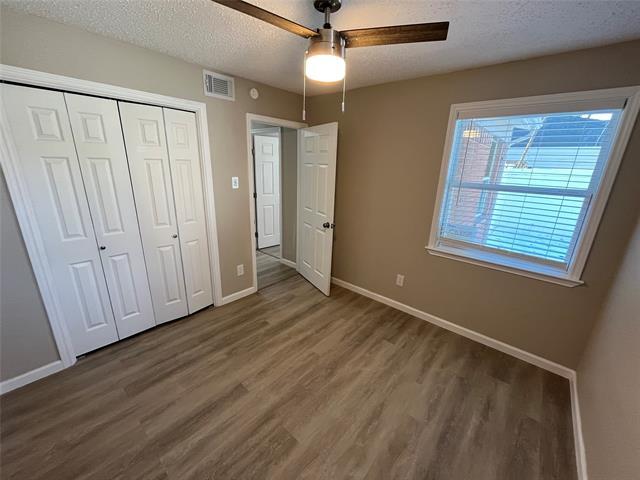 Building Photo - 3009 Clover Dr