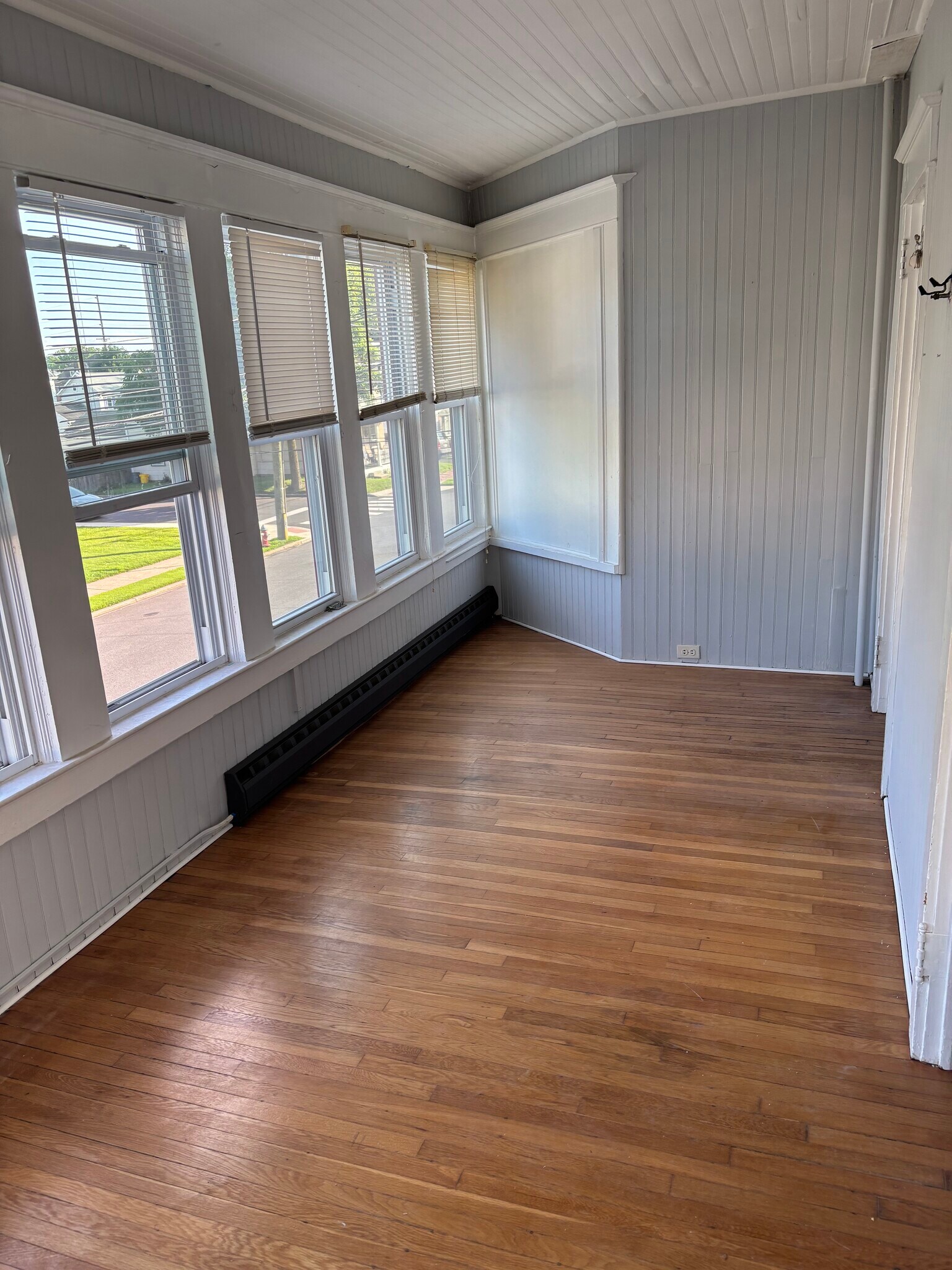 Sun Rm/3rd Bdrm 8x20 - 40 Union St