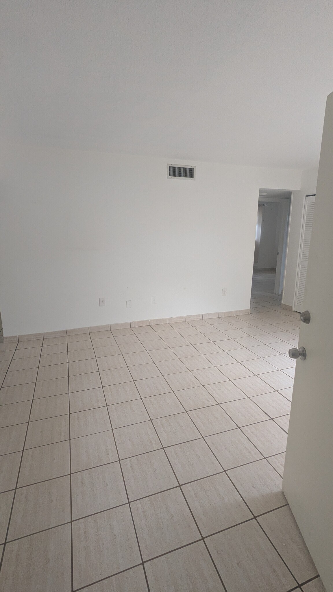 Building Photo - 235 Bird Rd