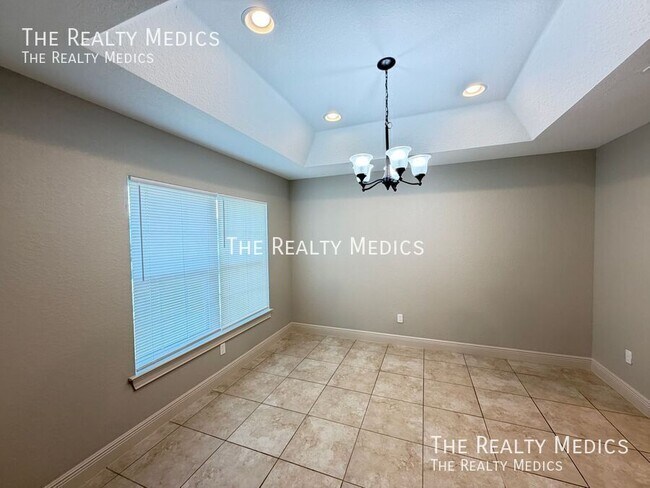 Building Photo - 334 Malauka Loop