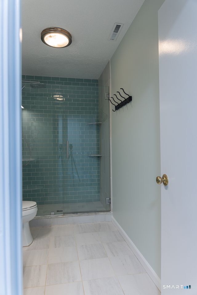 Building Photo - 465 Wolcott St