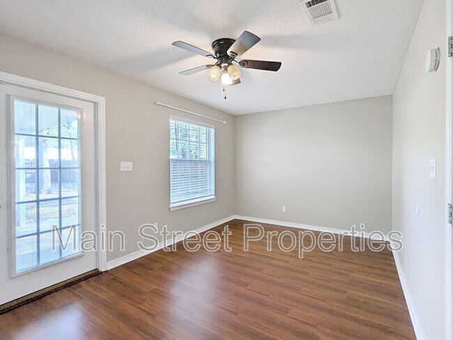 Building Photo - 5963 Ashton Woods Cir