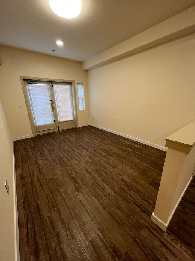 Interior Photo - DAN Daniels Apartments
