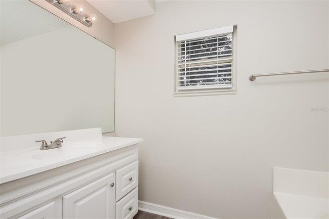 Building Photo - 662 Brockton Dr