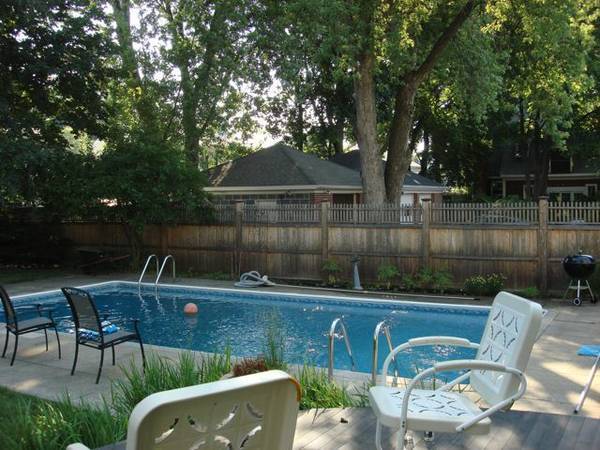 Building Photo - 285 Norwood Ave