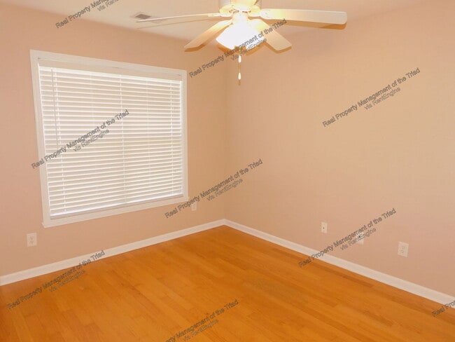 Building Photo - 5012 Philly Ln