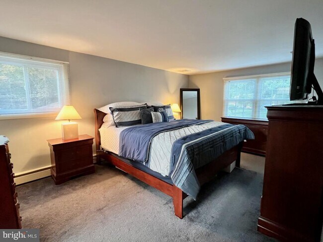 Building Photo - 1180 Weber Rd