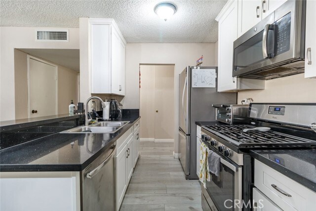 Building Photo - 421 La Fayette Park Pl