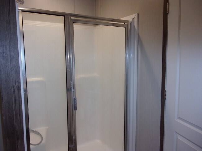 Building Photo - 811 Sitton Rd