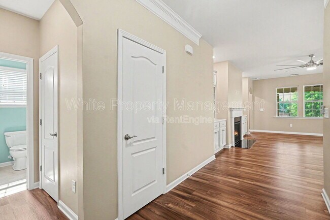 Building Photo - 8207 Asher Chase Trl