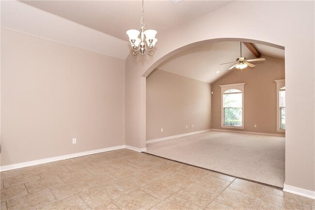 Building Photo - 3106 SW Hillstone Ave