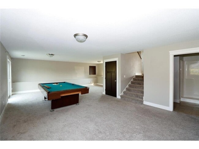 Building Photo - 1203 Pondview