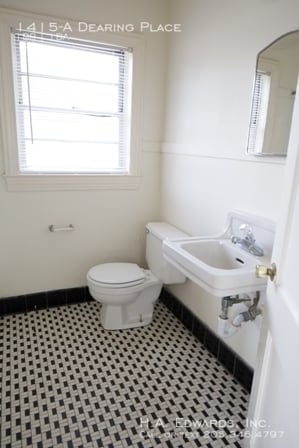 Building Photo - 1415 Dearing Pl